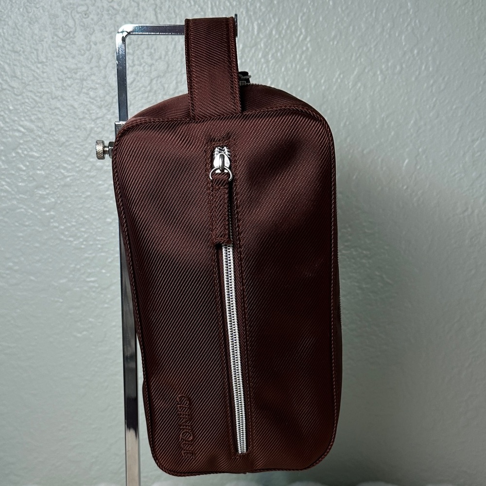 Clinique Unisex Cosmetics/Toiletry Bag